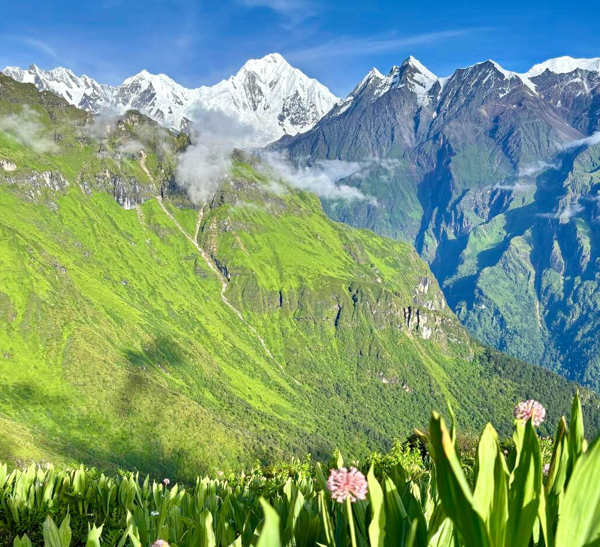 Tsum Valley Trek