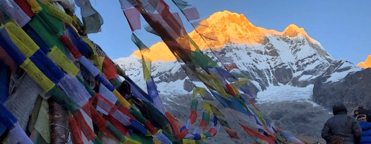 Buddhist Prayer Flags : Significance and Color Meanings