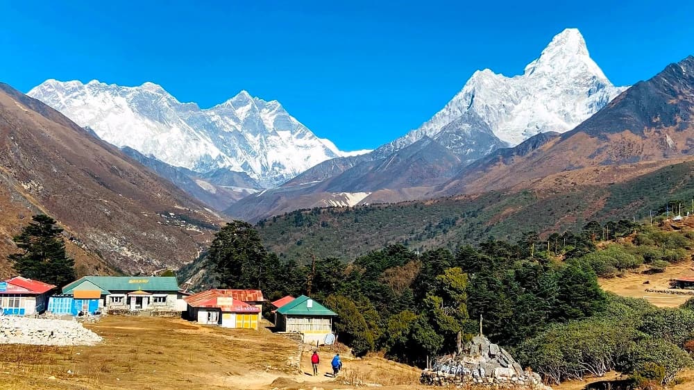 Trek to Tengboche