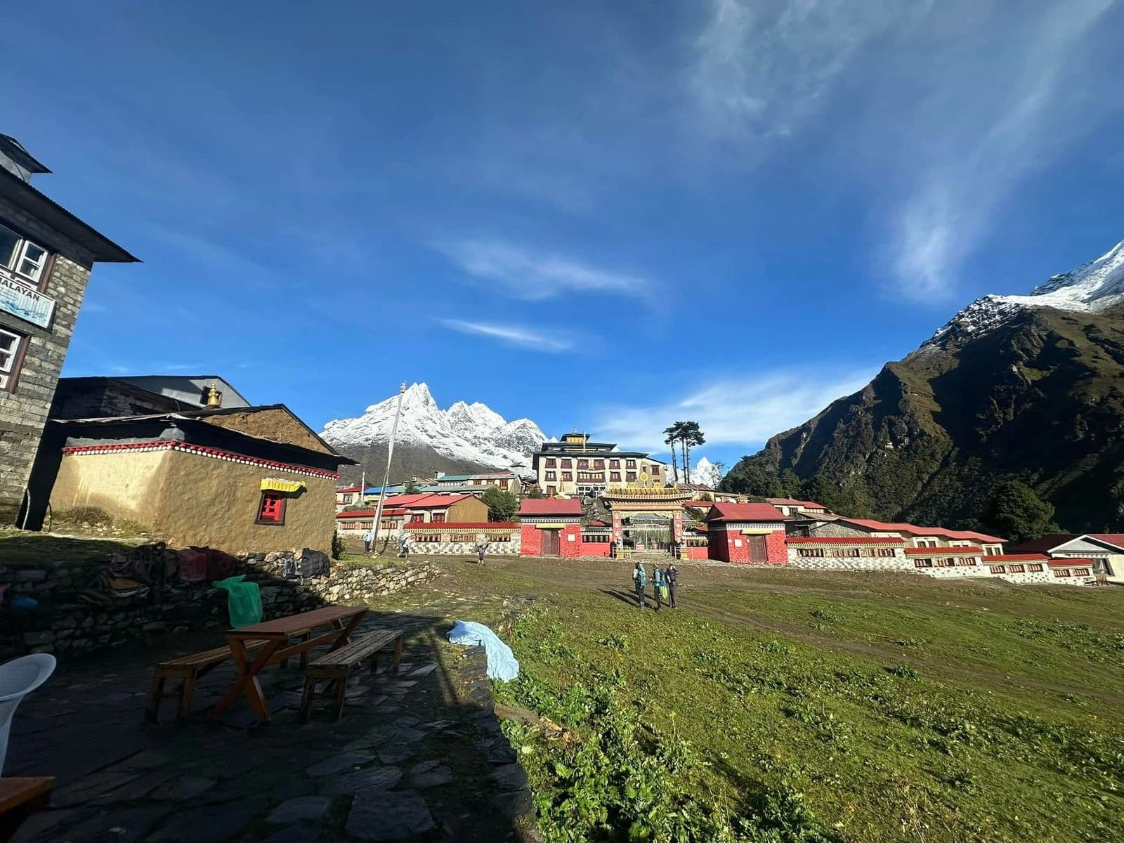 Trek to Tengboche