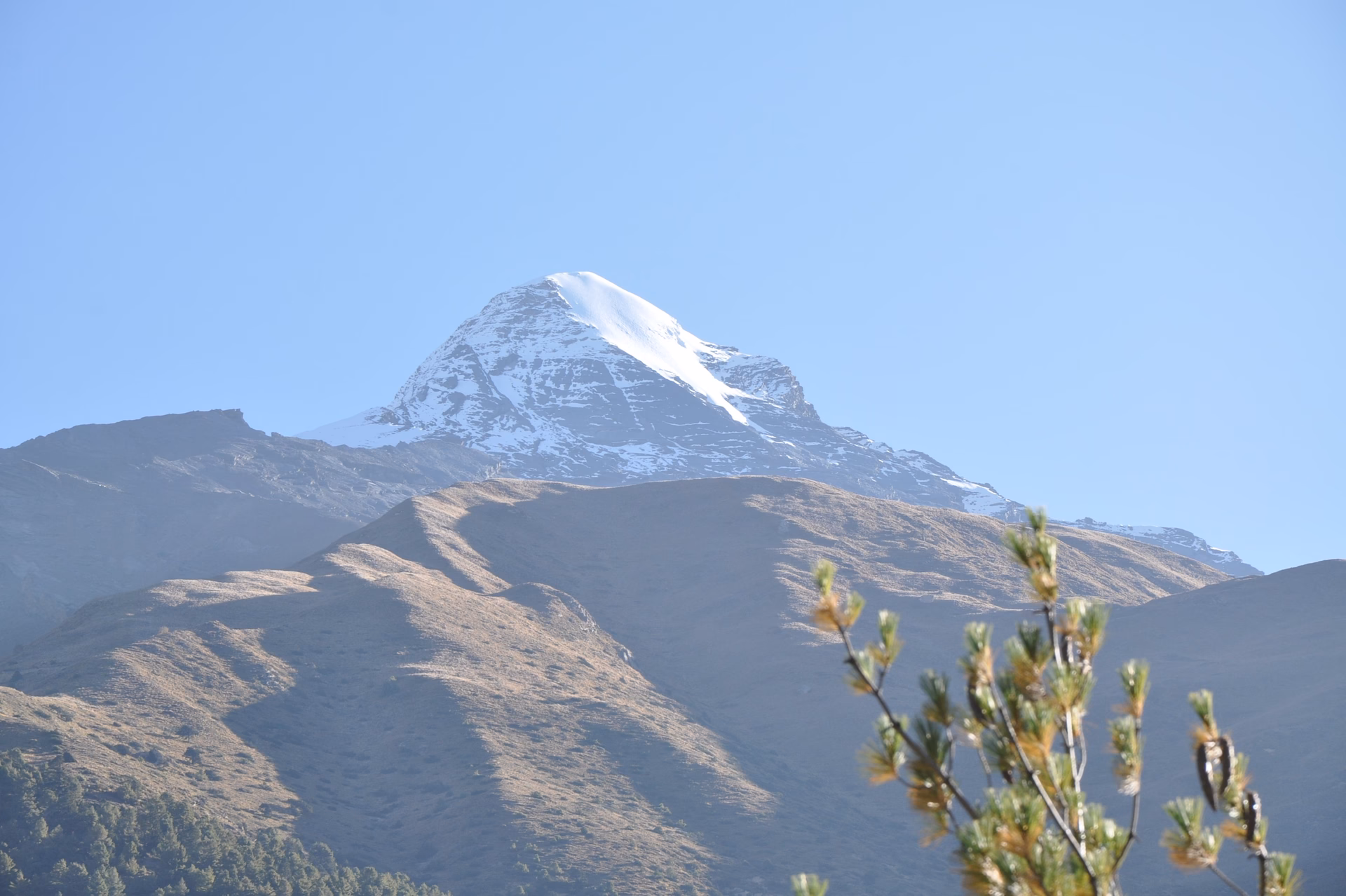 Pisang Peak Climbing