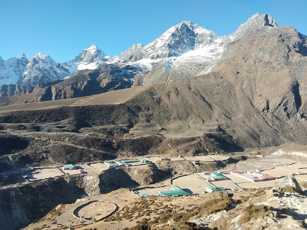 Head out from Dole and trek to Machhermo (4,470 m): Distance 7 km, duration 4 to 5 hours