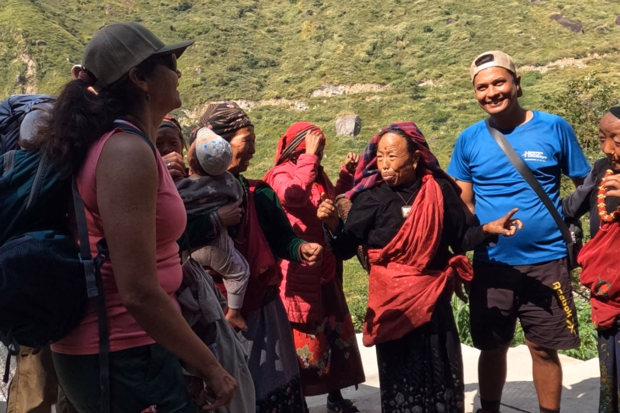 Manaslu Luxury Trek