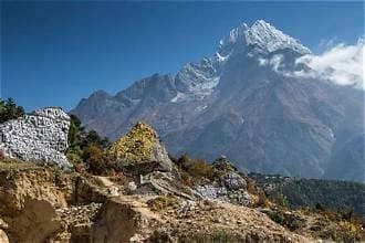 Trek From Lungden down to Thame (3,800 m): Distance 10 km, duration 5 hours