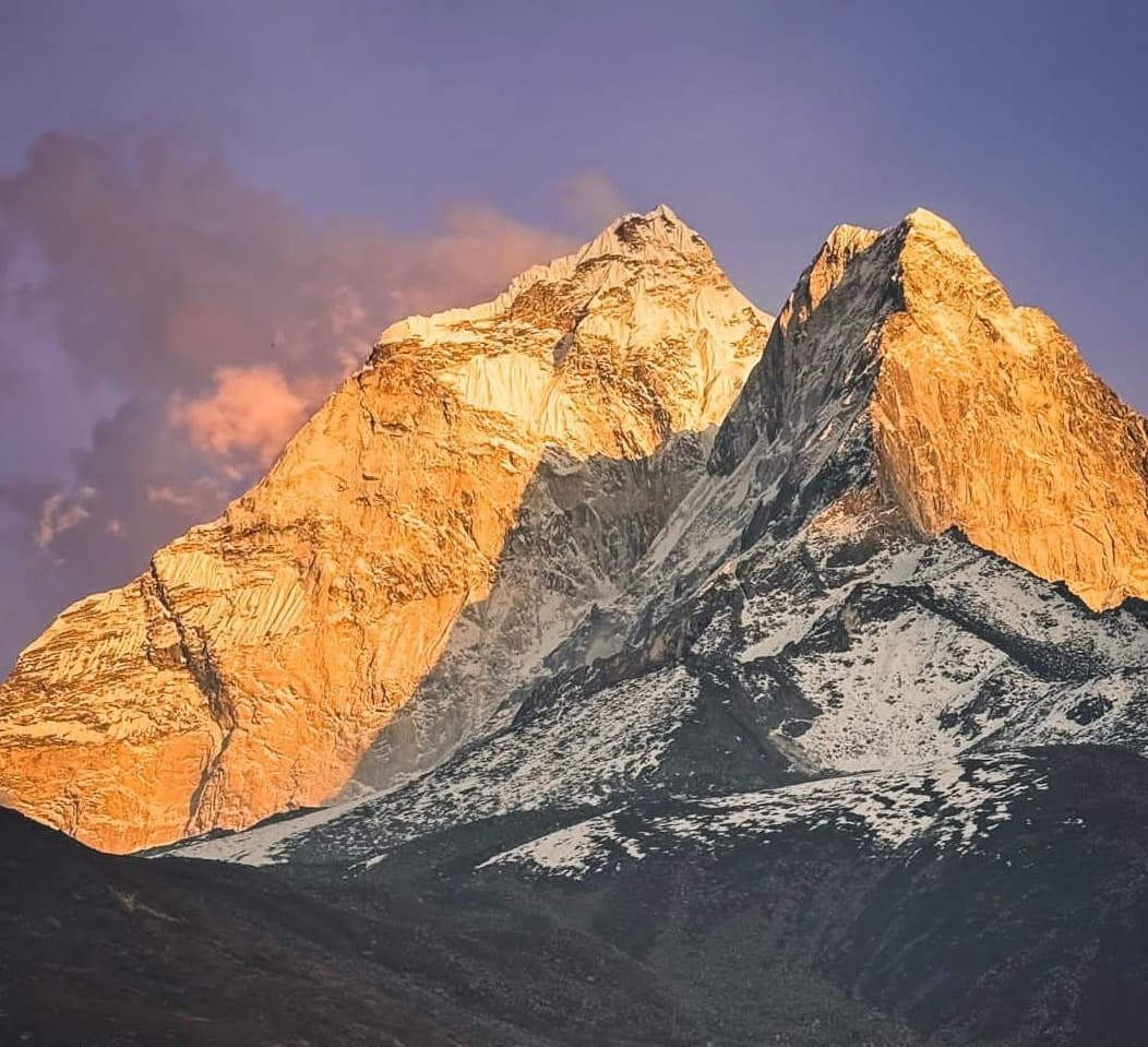 Sunrise View of Ama Dablam