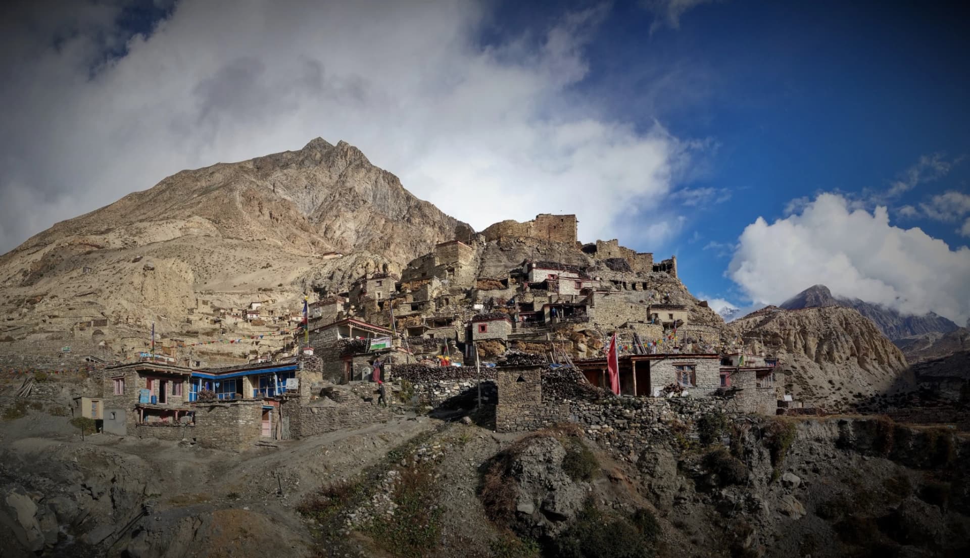 Nar Phu Valley Trek