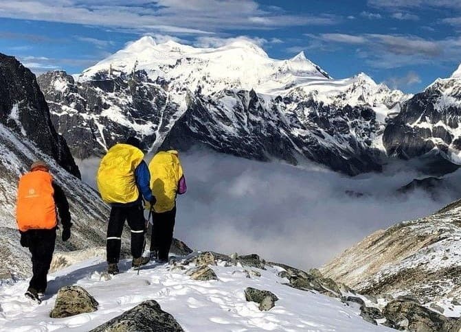 5 Reasons to Use Travel Agency During Nepal Visit