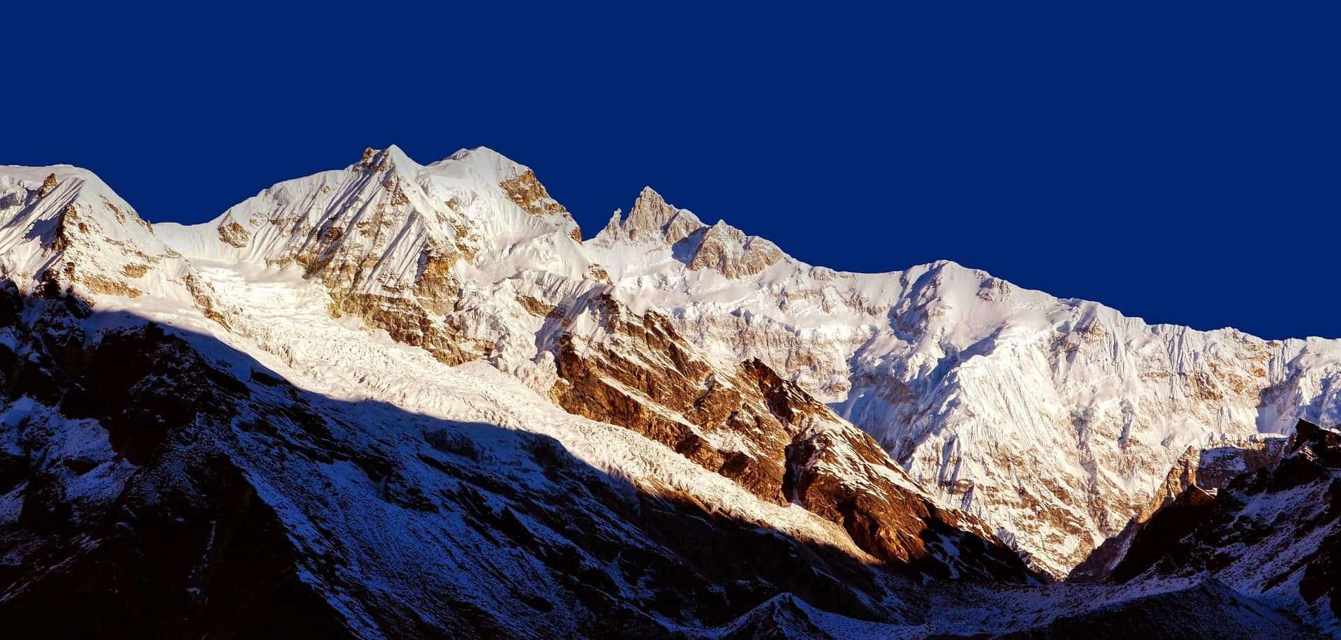 Горы Гималаи гора Канченджанга