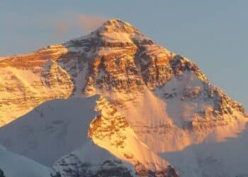 International-Everest-Day-1024x427